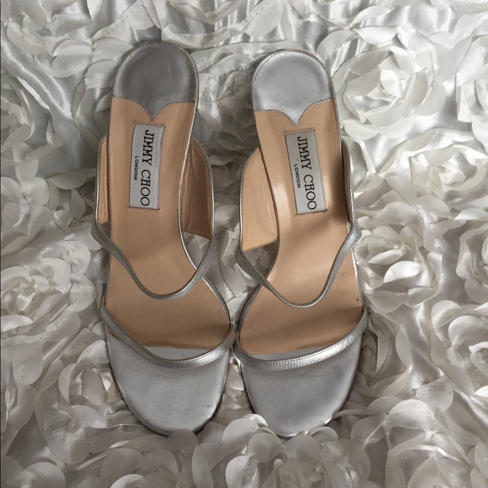 🦋 Jimmy Choo silver sandals / heels